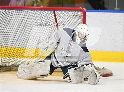 Thumbnail 3 in Watertown/Pomperaug vs. Wethersfield (CIAC D2 Quarterfinal) photogallery.