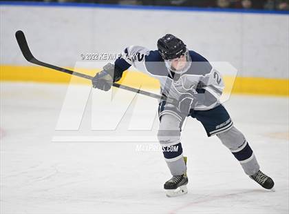 Thumbnail 2 in Watertown/Pomperaug vs. Wethersfield (CIAC D2 Quarterfinal) photogallery.