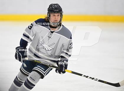 Thumbnail 1 in Watertown/Pomperaug vs. Wethersfield (CIAC D2 Quarterfinal) photogallery.