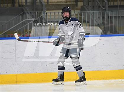 Thumbnail 2 in Watertown/Pomperaug vs. Wethersfield (CIAC D2 Quarterfinal) photogallery.