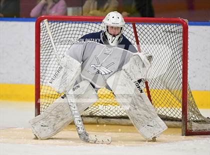 Thumbnail 3 in Watertown/Pomperaug vs. Wethersfield (CIAC D2 Quarterfinal) photogallery.