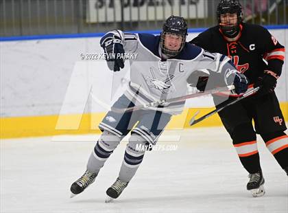 Thumbnail 3 in Watertown/Pomperaug vs. Wethersfield (CIAC D2 Quarterfinal) photogallery.