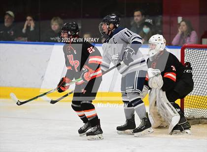 Thumbnail 1 in Watertown/Pomperaug vs. Wethersfield (CIAC D2 Quarterfinal) photogallery.