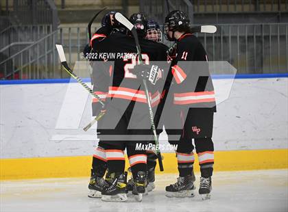 Thumbnail 2 in Watertown/Pomperaug vs. Wethersfield (CIAC D2 Quarterfinal) photogallery.