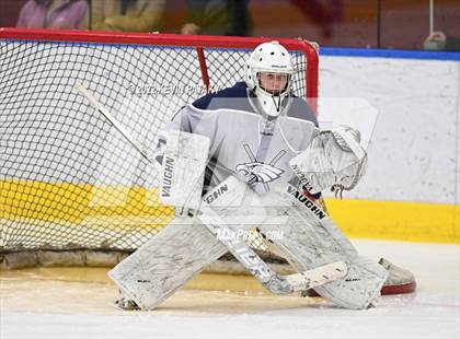 Thumbnail 3 in Watertown/Pomperaug vs. Wethersfield (CIAC D2 Quarterfinal) photogallery.