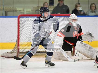 Thumbnail 3 in Watertown/Pomperaug vs. Wethersfield (CIAC D2 Quarterfinal) photogallery.
