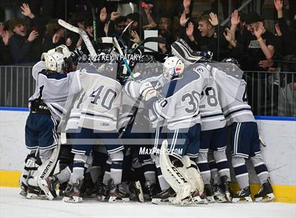 Thumbnail 2 in Watertown/Pomperaug vs. Wethersfield (CIAC D2 Quarterfinal) photogallery.