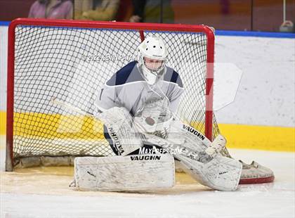 Thumbnail 1 in Watertown/Pomperaug vs. Wethersfield (CIAC D2 Quarterfinal) photogallery.