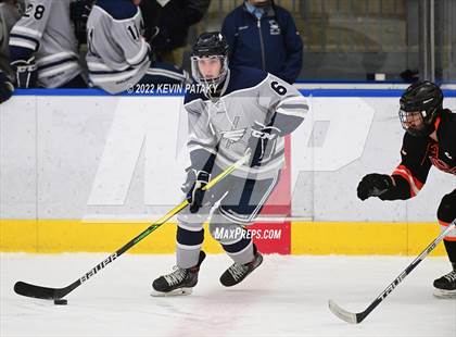 Thumbnail 3 in Watertown/Pomperaug vs. Wethersfield (CIAC D2 Quarterfinal) photogallery.