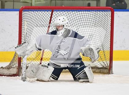 Thumbnail 2 in Watertown/Pomperaug vs. Wethersfield (CIAC D2 Quarterfinal) photogallery.