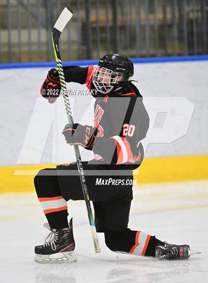 Thumbnail 1 in Watertown/Pomperaug vs. Wethersfield (CIAC D2 Quarterfinal) photogallery.