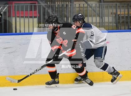 Thumbnail 3 in Watertown/Pomperaug vs. Wethersfield (CIAC D2 Quarterfinal) photogallery.