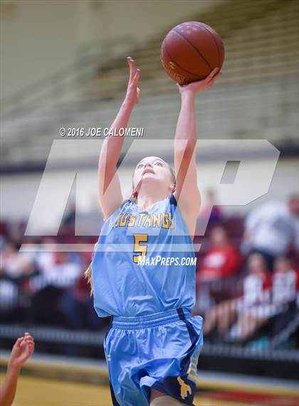 Thumbnail 3 in Edinburg vs McAllen Memorial (NEISD Invitational) photogallery.