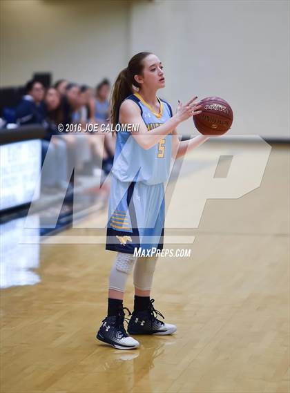 Thumbnail 2 in Edinburg vs McAllen Memorial (NEISD Invitational) photogallery.