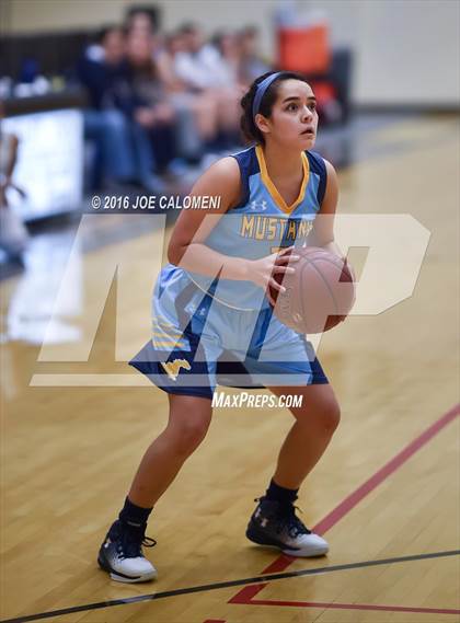 Thumbnail 3 in Edinburg vs McAllen Memorial (NEISD Invitational) photogallery.