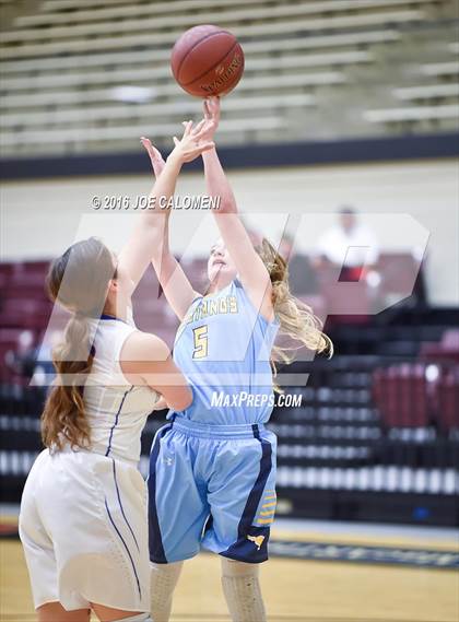 Thumbnail 1 in Edinburg vs McAllen Memorial (NEISD Invitational) photogallery.