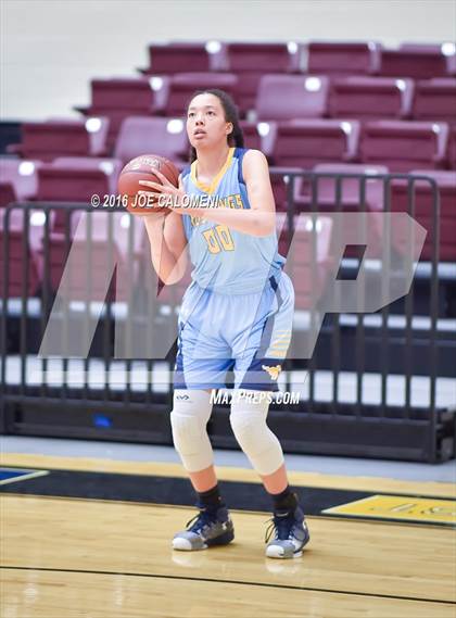 Thumbnail 3 in Edinburg vs McAllen Memorial (NEISD Invitational) photogallery.