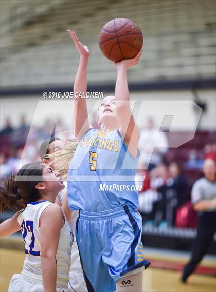 Thumbnail 1 in Edinburg vs McAllen Memorial (NEISD Invitational) photogallery.