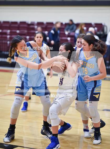 Thumbnail 2 in Edinburg vs McAllen Memorial (NEISD Invitational) photogallery.