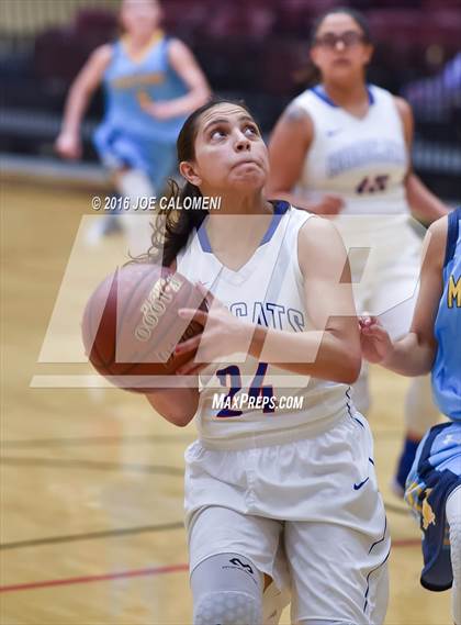 Thumbnail 1 in Edinburg vs McAllen Memorial (NEISD Invitational) photogallery.