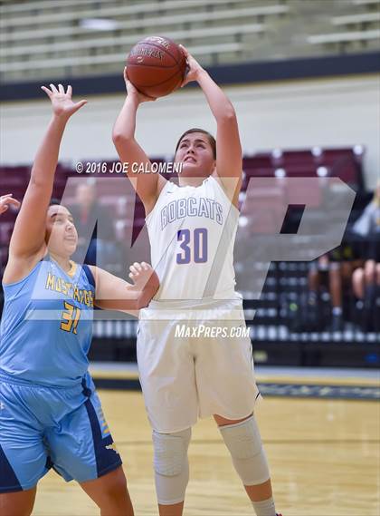 Thumbnail 1 in Edinburg vs McAllen Memorial (NEISD Invitational) photogallery.