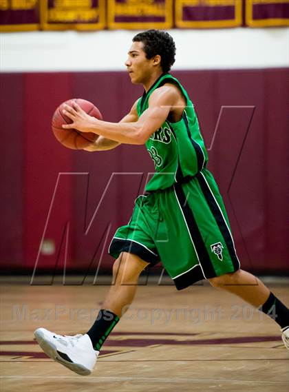 Thumbnail 1 in Thousand Oaks @ Simi Valley photogallery.