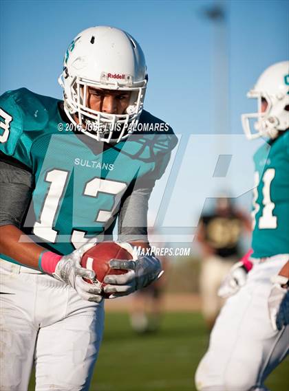 Thumbnail 2 in Sultana @ Hesperia photogallery.
