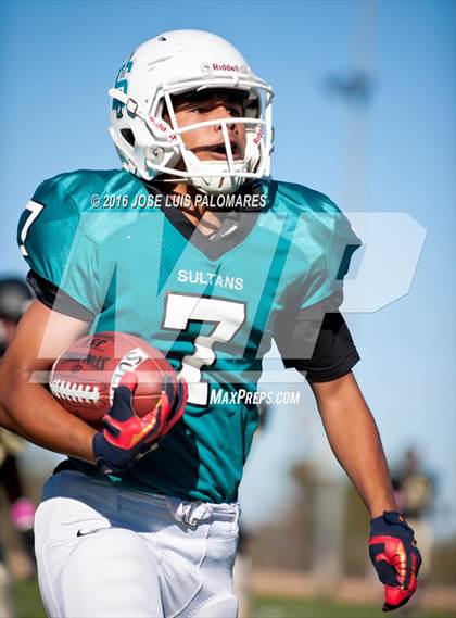 Thumbnail 1 in Sultana @ Hesperia photogallery.