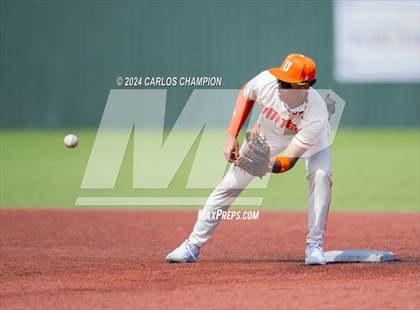 Thumbnail 3 in United vs. Hutto (LISD Tournament) photogallery.