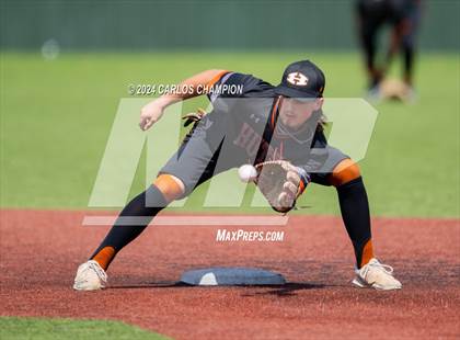 Thumbnail 3 in United vs. Hutto (LISD Tournament) photogallery.