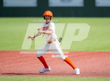 Thumbnail 1 in United vs. Hutto (LISD Tournament) photogallery.