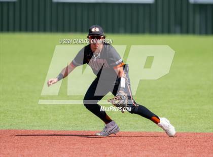 Thumbnail 2 in United vs. Hutto (LISD Tournament) photogallery.