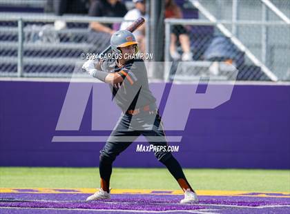Thumbnail 1 in United vs. Hutto (LISD Tournament) photogallery.