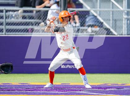 Thumbnail 2 in United vs. Hutto (LISD Tournament) photogallery.