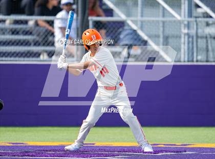 Thumbnail 2 in United vs. Hutto (LISD Tournament) photogallery.