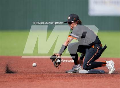 Thumbnail 3 in United vs. Hutto (LISD Tournament) photogallery.