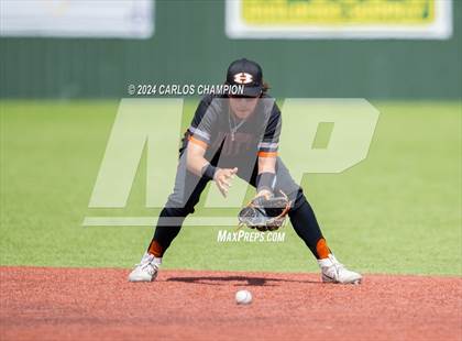 Thumbnail 2 in United vs. Hutto (LISD Tournament) photogallery.