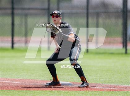 Thumbnail 2 in United vs. Hutto (LISD Tournament) photogallery.