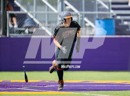 Thumbnail 3 in United vs. Hutto (LISD Tournament) photogallery.