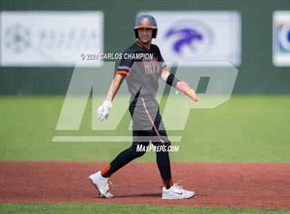 Thumbnail 2 in United vs. Hutto (LISD Tournament) photogallery.
