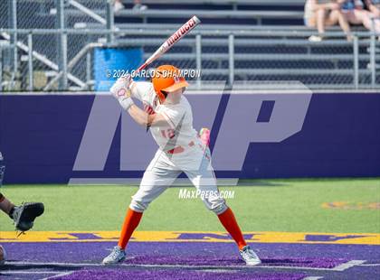 Thumbnail 2 in United vs. Hutto (LISD Tournament) photogallery.