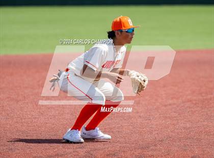 Thumbnail 3 in United vs. Hutto (LISD Tournament) photogallery.