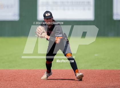 Thumbnail 3 in United vs. Hutto (LISD Tournament) photogallery.