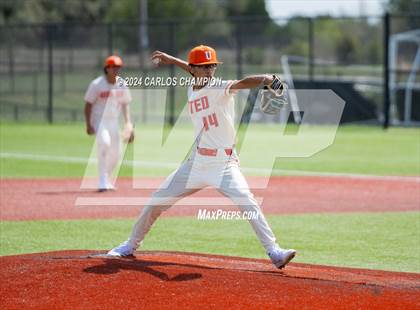 Thumbnail 3 in United vs. Hutto (LISD Tournament) photogallery.