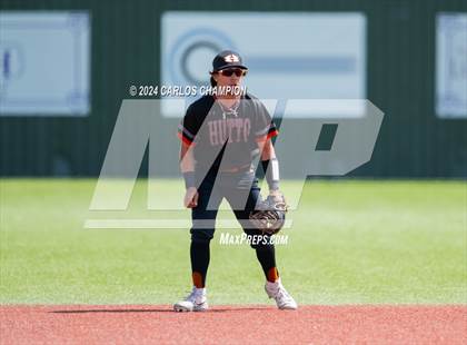 Thumbnail 1 in United vs. Hutto (LISD Tournament) photogallery.