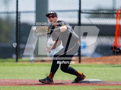 Thumbnail 1 in United vs. Hutto (LISD Tournament) photogallery.