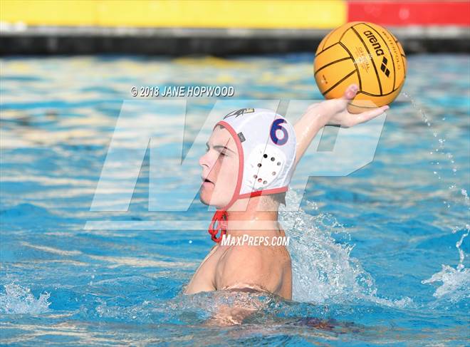 null - Photo 01