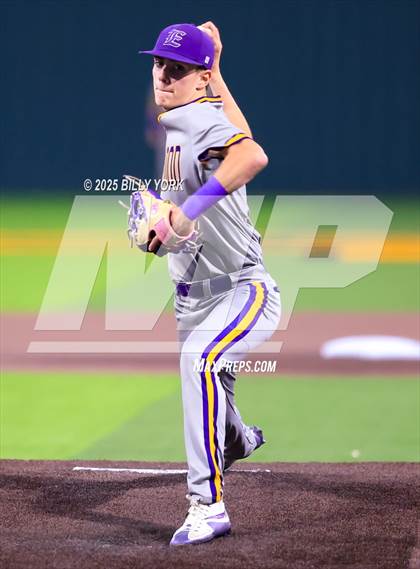 Thumbnail 1 in Grand Saline vs Edgewood photogallery.
