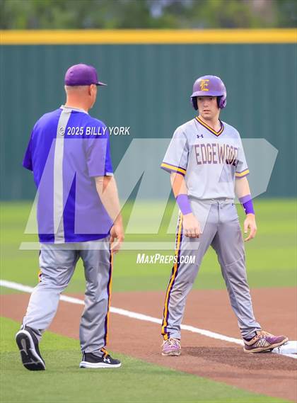 Thumbnail 3 in Grand Saline vs Edgewood photogallery.