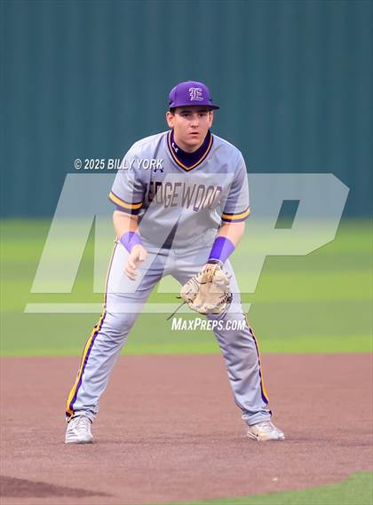 Thumbnail 3 in Grand Saline vs Edgewood photogallery.